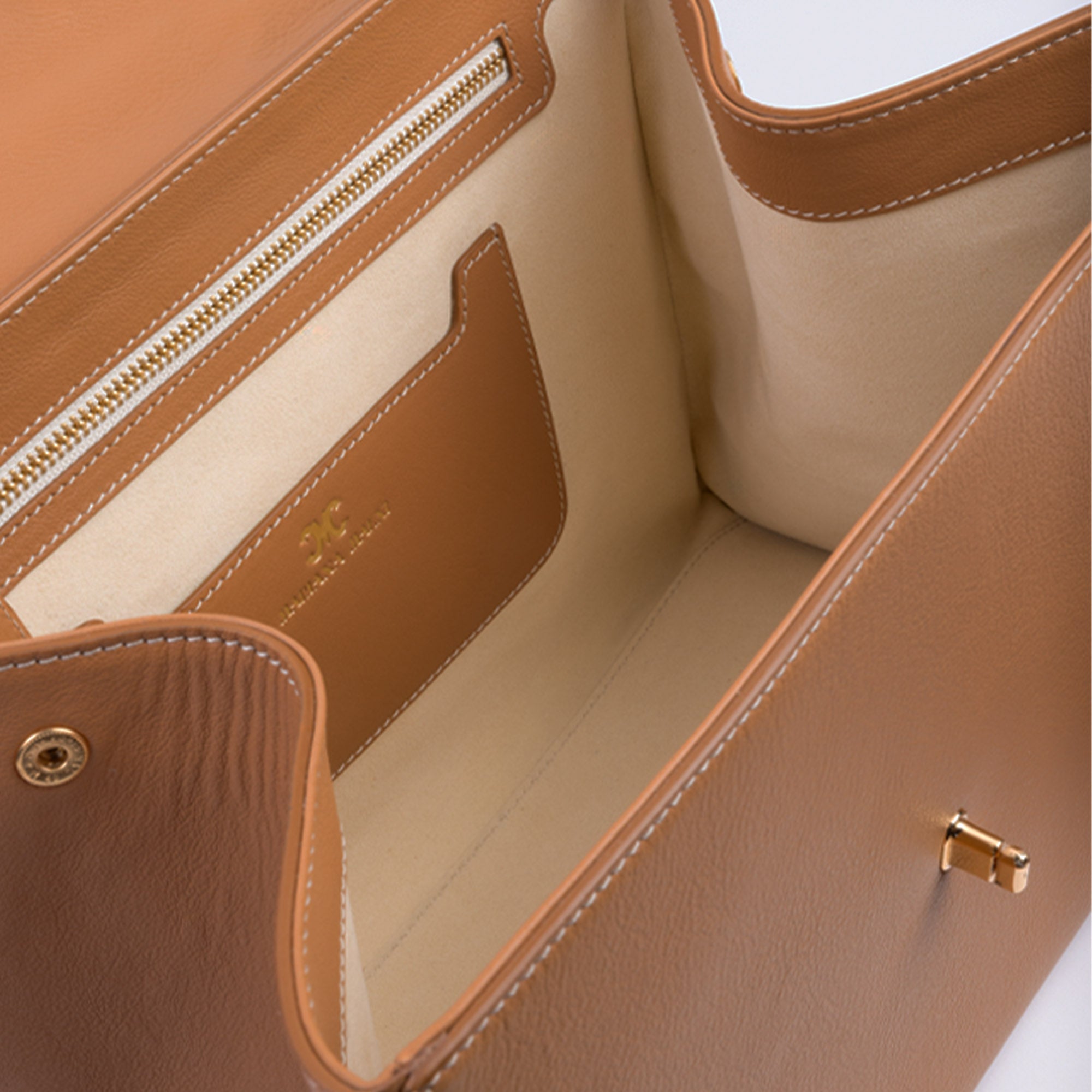 Paget BB with Gold buckle