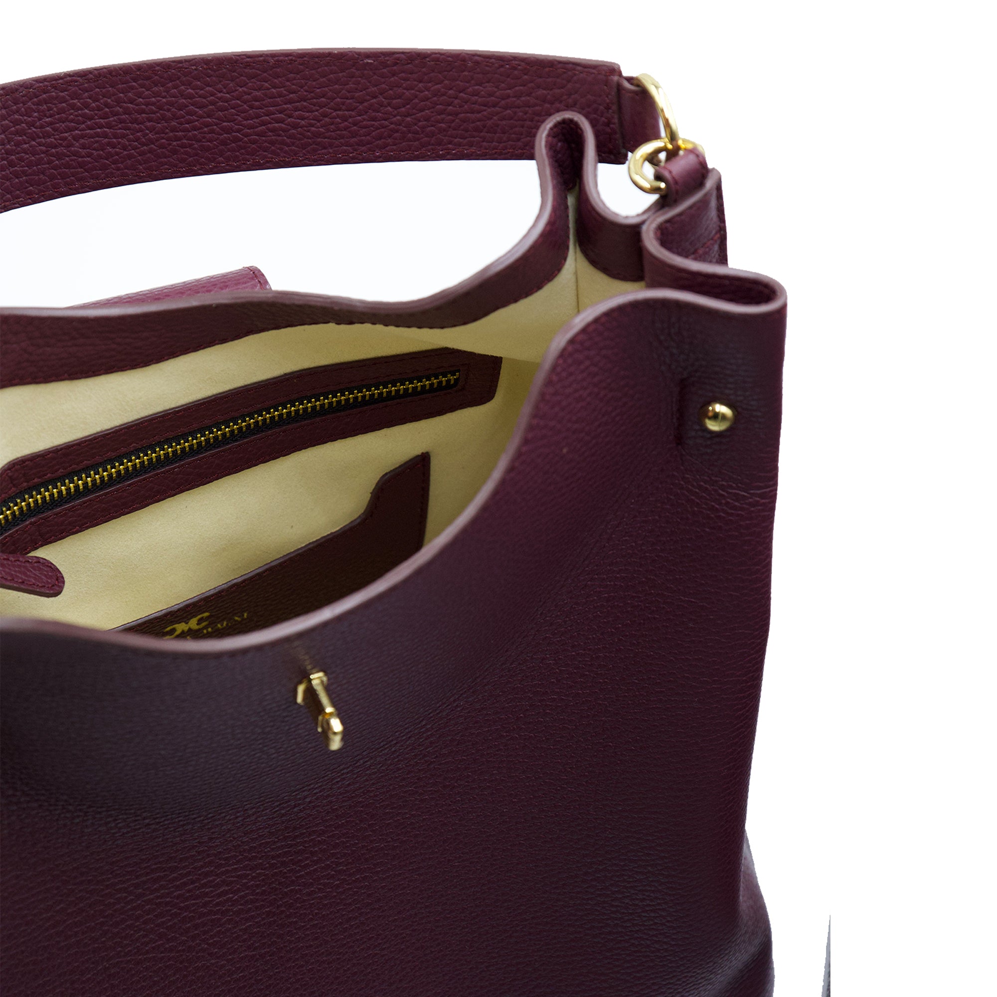 Pomana BB with gold lock