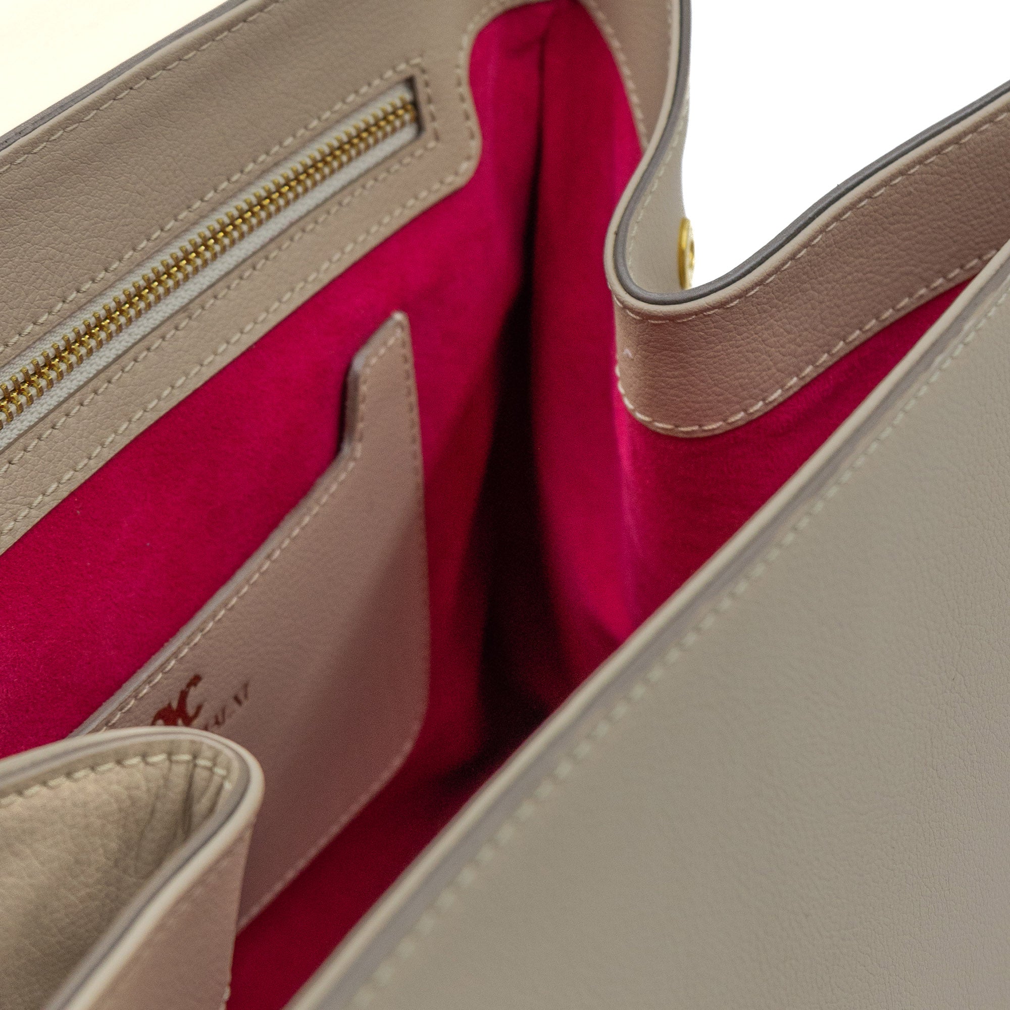 Paget BB with Gold buckle